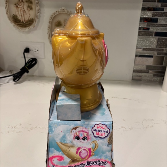 Magic Mixies Magic Genie Lamp Interactive 8" Pink Plush The Real Misting Lamp - Picture 3 of 11